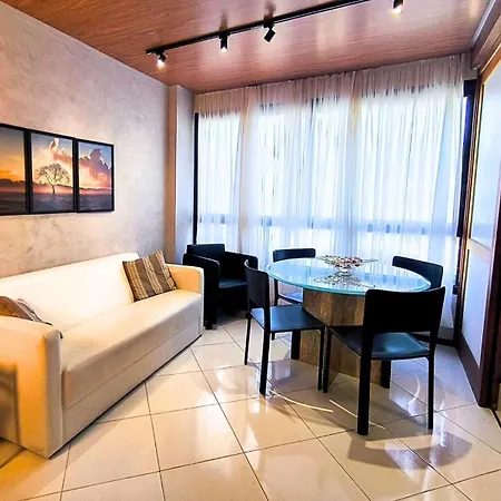 Flat Completo Com Cozinha No Melhor Da Pituba, Wifi, Ar, Netflix, Edf Frente Mar, Piscina 萨尔瓦多 Exterior photo