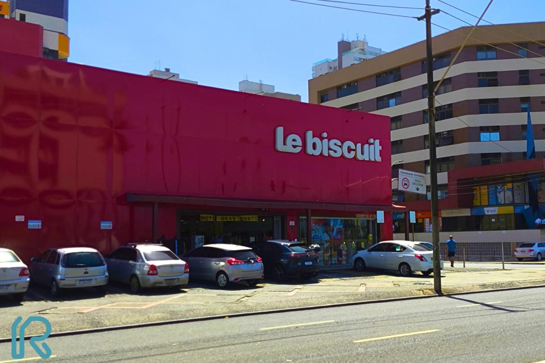 Apartamento Flat Completo Com Cozinha No Da Pituba, Wifi, Ar, Netflix, Edf Frente Mar, Piscina